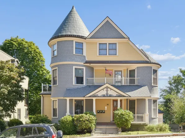 40 Sawyer Ave #1, Dorchester, MA 02125