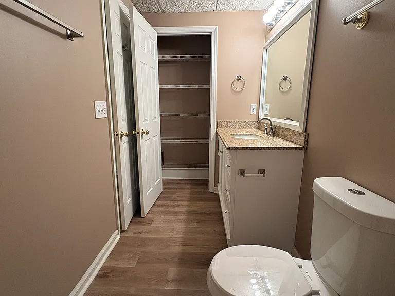 1002 Oak Way — Photo 29
