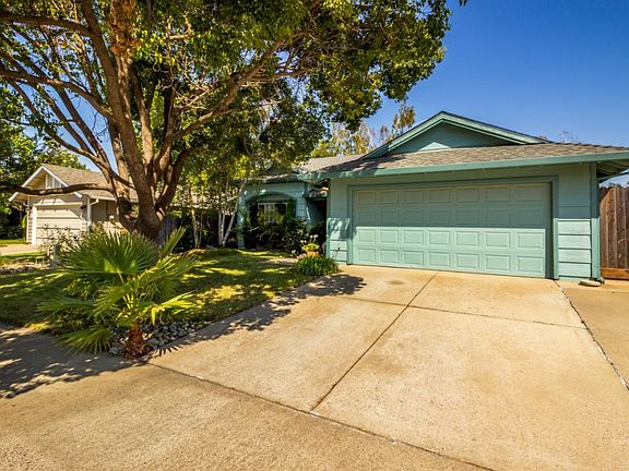 3rd image of 9035 Epernay Ct