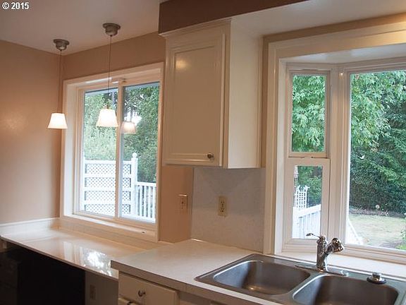 4th image of 6890 SE Bixel Way