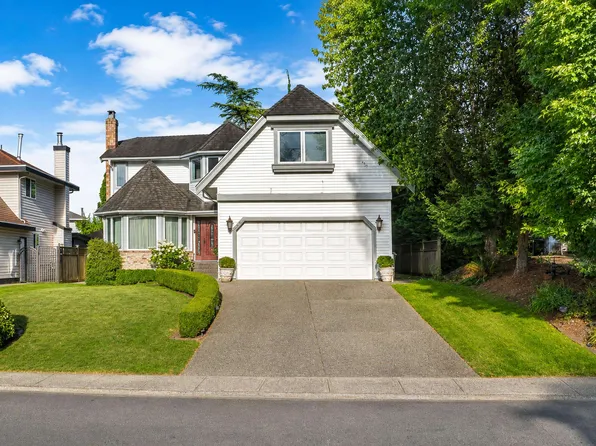 12612 215th St, Maple Ridge, BC V4R 2H3