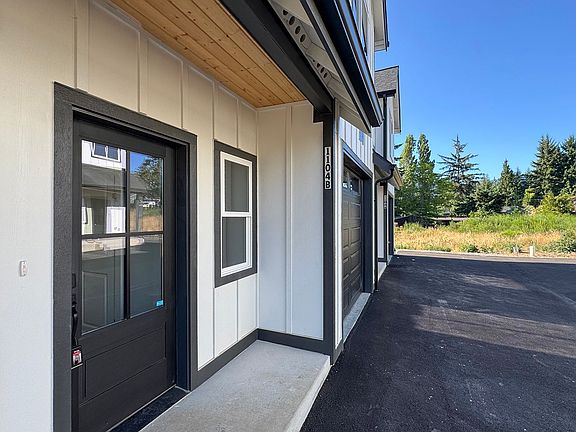 4th image of 1104 W Lauridsen Blvd Unit 1-4