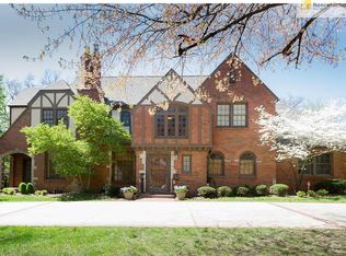 6024 State Line Rd, Mission Hills, KS 66208