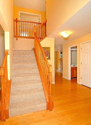 5th image of 318 Woodlawn Terrace Ct