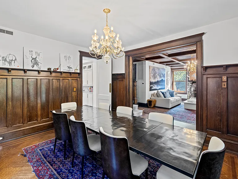 2329 Porter St NW — Photo 10