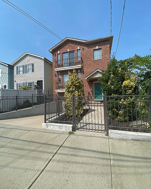 2 Story Home