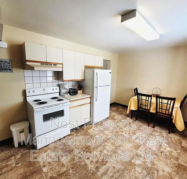 54 Little Wedeene St #1 — Photo 2