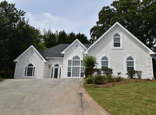 605 Dana Pointe Ct, Lawrenceville, GA 30045