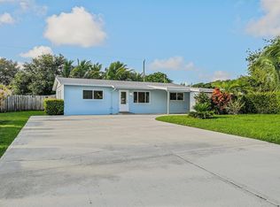 2402 Edgewater Dr, Palm Beach Gardens, FL 33410