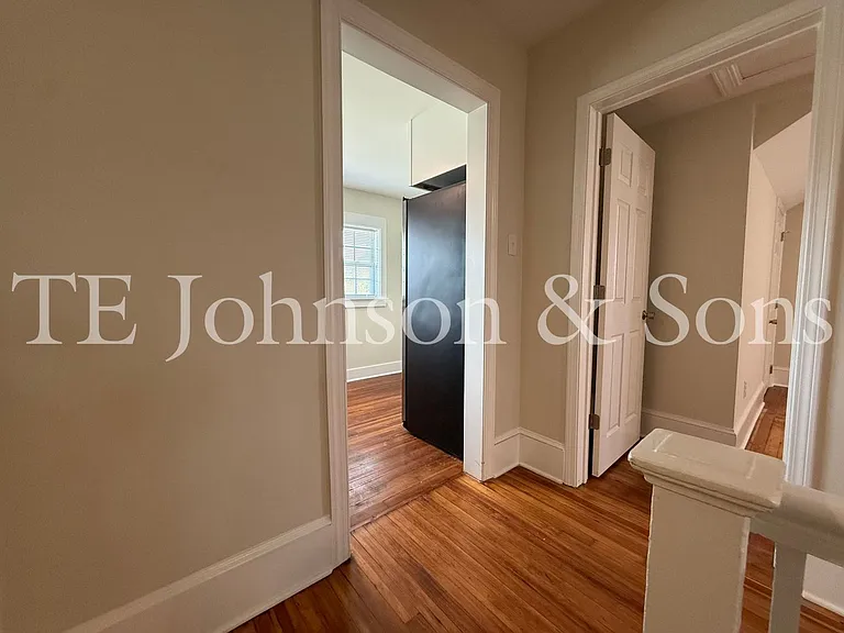 2106 S Main St #3 — Photo 3