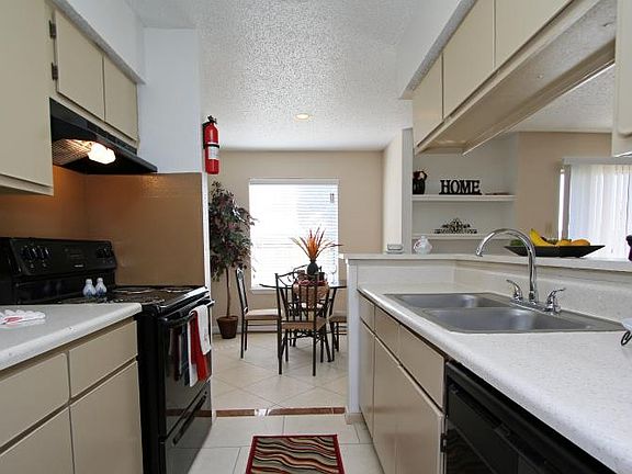 3rd image of 10350 Lands End Dr APT 400