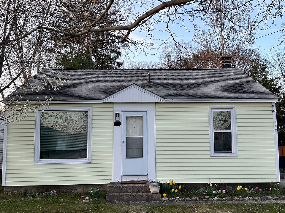 317 South St, Spring Lake, MI 49456 Zillow
