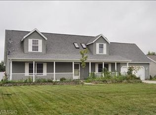 1149 Meadowsweet Ln, Vicksburg, MI 49097