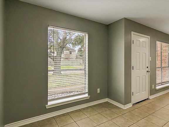 2nd image of 8540 Glen Meadow Ln