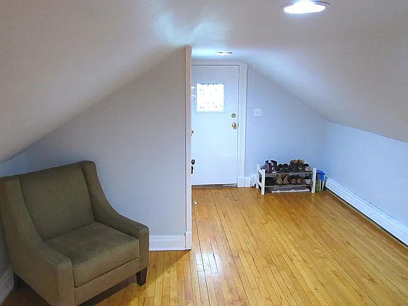 Entry (facing outside door and inside door to shared stairwell)