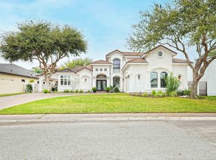 313 Lake Powell Dr, Laredo, TX 78041