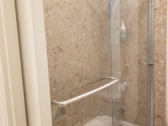 4th image of 7027 Honeycastle Dr