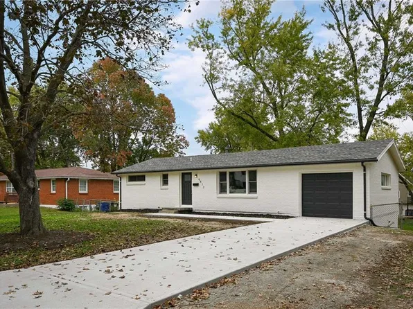 6813 N Tracy Ave, Gladstone, MO 64118
