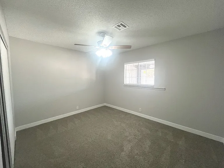 3801 Valley Forge Ave — Photo 32