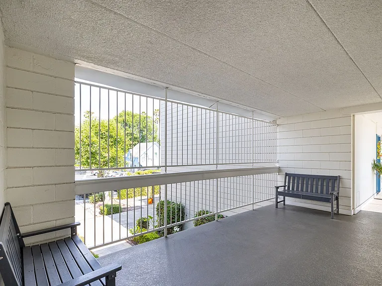 Welcome to La Villa Lake Apartments- 55+ Better Living — Photo 18