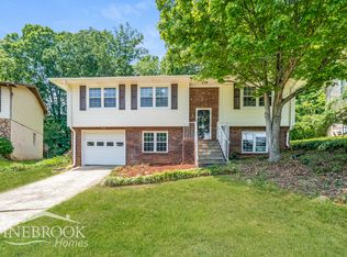 816 Greenland Cir, Birmingham, AL 35212