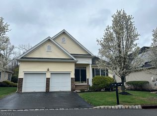 62 Patriots Way, Somerset, NJ 08873