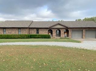 10438 E 900th Ave, Robinson, IL 62454