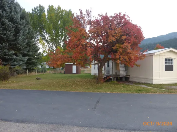 3360 Big Flat Rd Trailer 15, Missoula, MT 59804