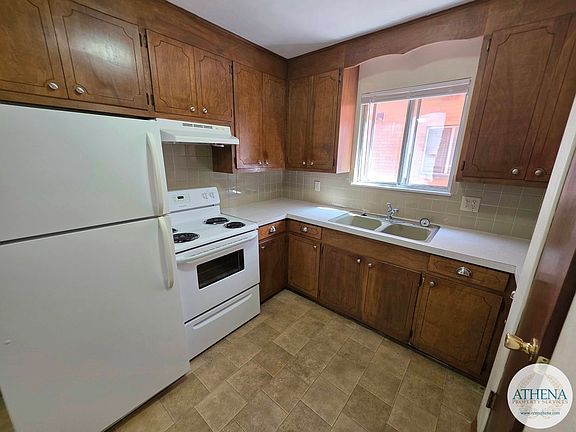 5th image of 319 N Frederick St APT 202
