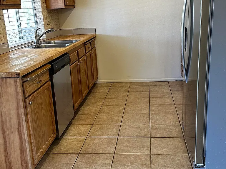 14630 N Cameo Dr — Photo 5