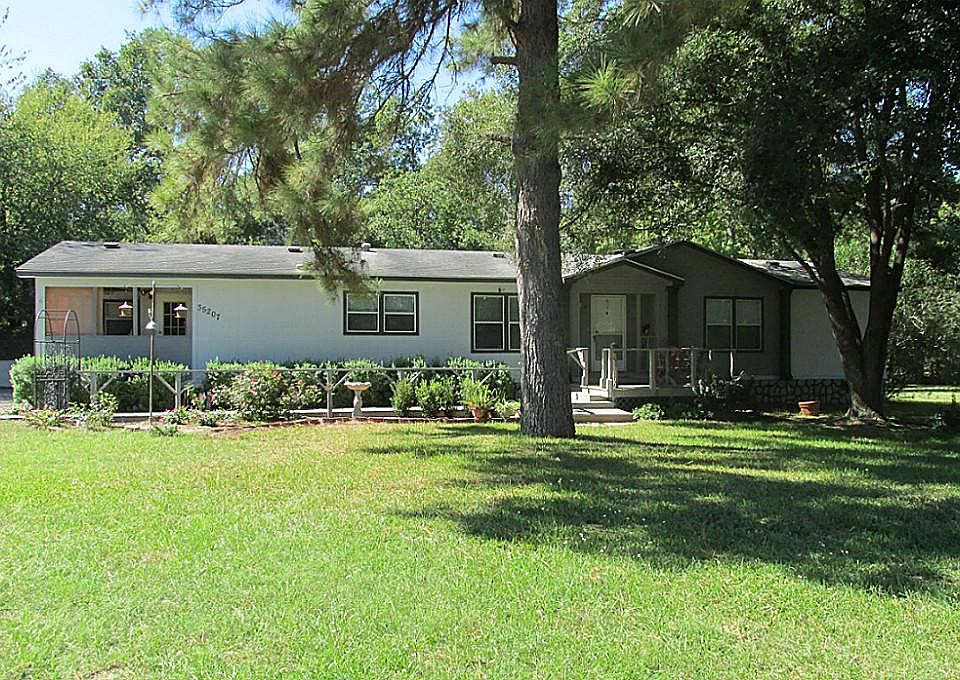 1st image of 35207 W Pine Cir