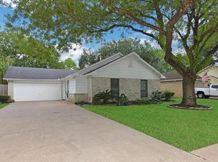 10034 Horseshoe Bend Dr, Houston, TX 77064