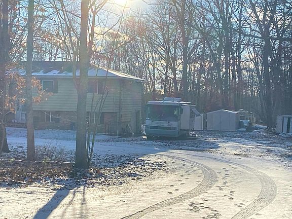 2nd image of 2635 Blytheburn Rd