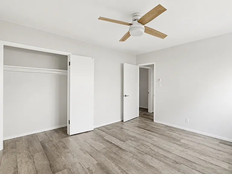 1676 Manning Ave #6 — Photo 6