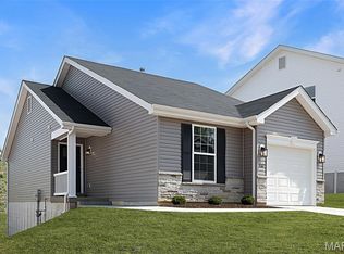1067 Black Bear Dr, House Springs, MO 63051
