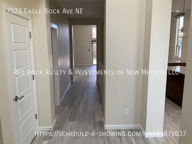 7523 Eagle Rock Ave NE — Photo 3