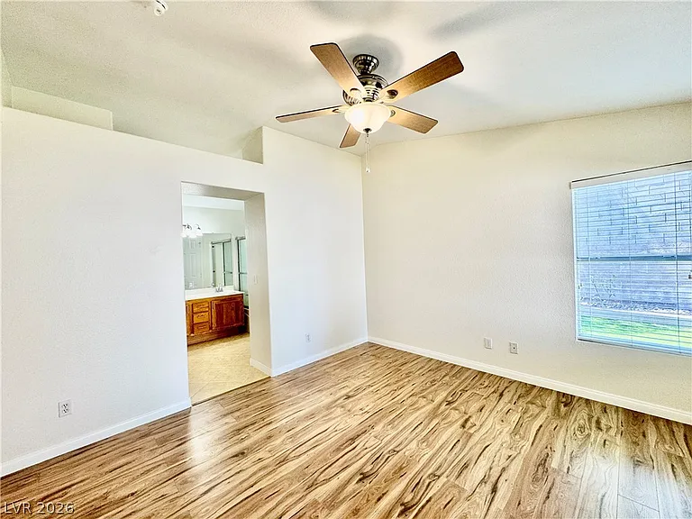 1437 Waterton Dr — Photo 10