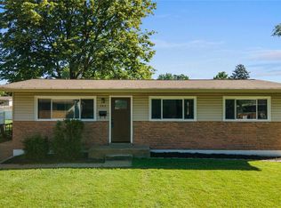 765 Gonzaga Ln, Florissant, MO 63031