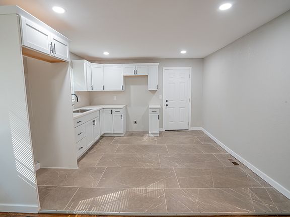 5th image of 8812 E 9th St