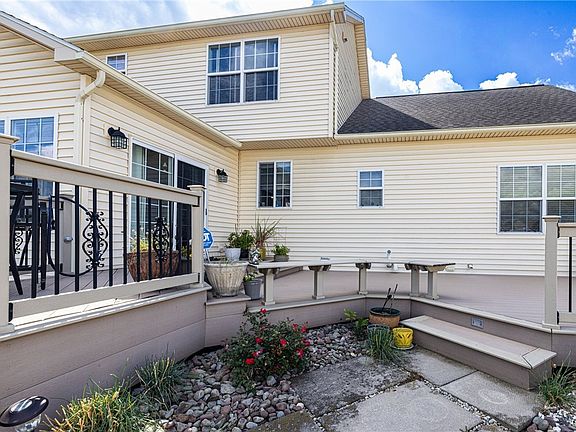 5th image of 5037 Constitution Ln
