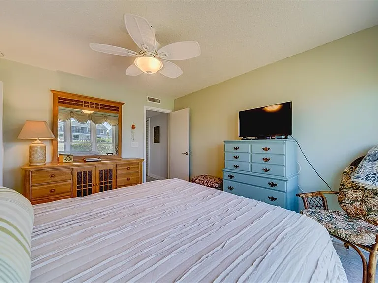 1 Windrush Blvd #63 — Photo 19