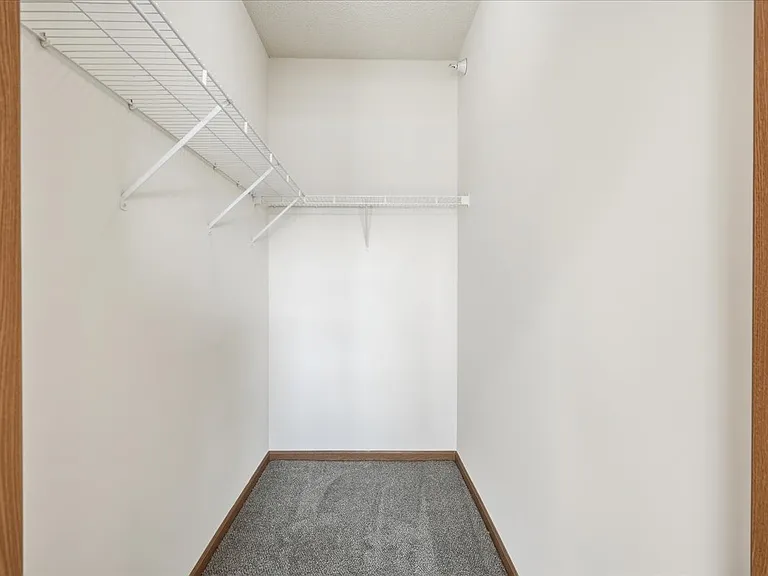 Crown Villa Apartments — Photo 35