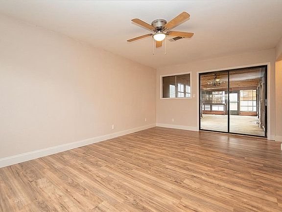 2nd image of 1230 Palm Dr