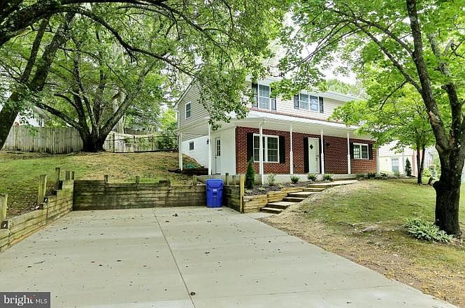 1st image of 2609 Dakota St