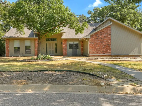 1217 Piping Rock St, Denton, TX 76205