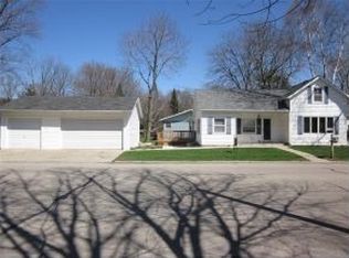 164 Center St, Berlin, WI 54923