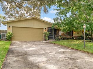 1353 Viewtop Dr, Clearwater, FL 33764