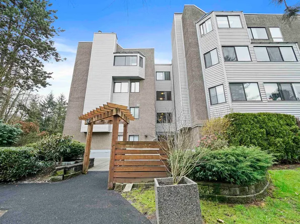 9584 Manchester Dr #203, Burnaby, BC V3N 4R1