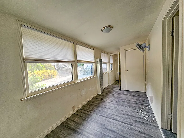 90 N Loop Dr — Photo 15