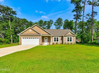 655 Boundaryline Dr NW, Calabash, NC 28467